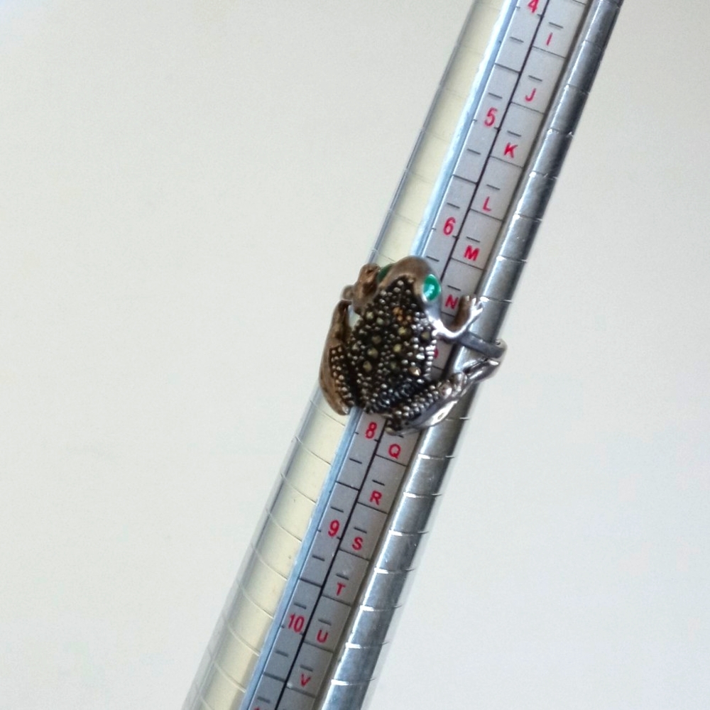 925 Sterling Silver Frog Ring with Green Eyes 7 - Picture 4 of 6